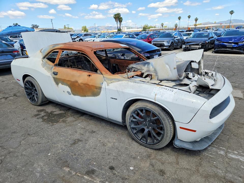 2019 Dodge Challenger VIN 2C3CDZBT4KH556957 COPART salvage auction — INTERIOR BURN, Mi - Certificate Of Title, sold $425 on 2026-07-02 (photo 4)