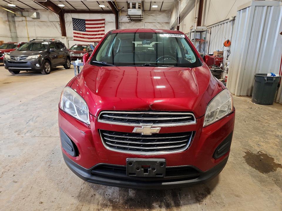2015 Chevrolet Trax VIN KL7CJKSB9FB067713 COPART salvage auction — FRONT END, WI, sold $600 on 2026-07-22 (photo 5)