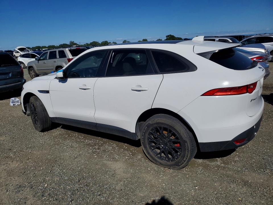 2017 Jaguar F-pace VIN SADCS2BV8HA490208 COPART salvage auction — MINOR DENT/SCRATCHES, Ca - Dis/Dlr/Exp Only Clean Title, sold $3,700 on 2026-07-21 (photo 2)