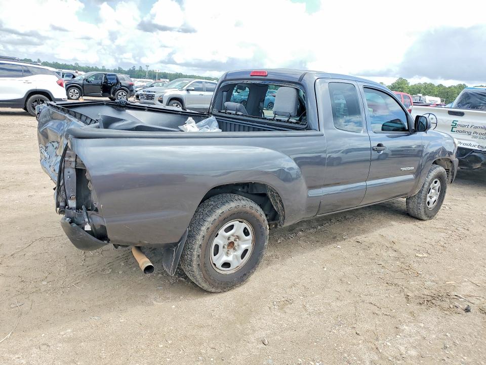 2013 Toyota Tacoma VIN 5TFTX4CN8DX028410 COPART salvage auction — REAR END, TX, sold $2,850 on 2026-07-10 (photo 3)