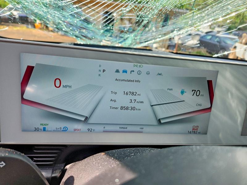 2022 Hyundai Ioniq 5 VIN KM8KRDAF4NU098664 COPART salvage auction — SIDE, HI - CERTIFICATE OF SALVAGE, sold $3,200 on 2026-07-27 (photo 9)