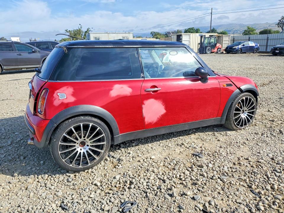 2004 Mini Cooper VIN WMWRC33484TC49889 COPART salvage auction — ROLLOVER, Ca - Salvage Certificate, sold $150 on 2026-08-11 (photo 3)
