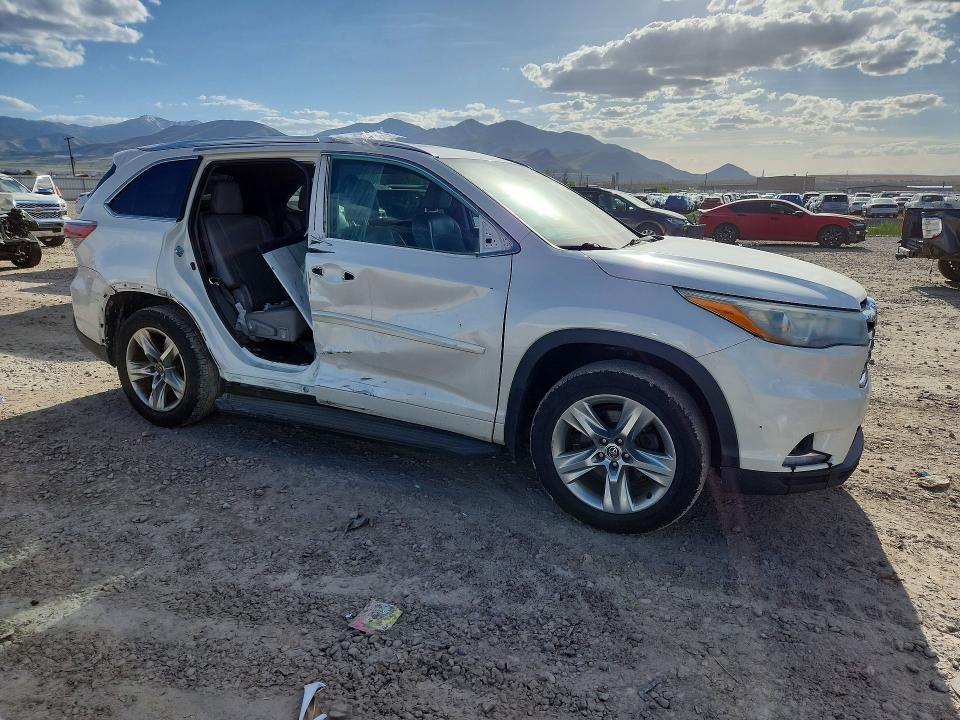 2016 Toyota Highlander VIN 5TDDKRFH1GS264364 COPART salvage auction — REAR END, Ut - Salvage Certificate, sold $6,900 on 2026-07-31 (photo 4)