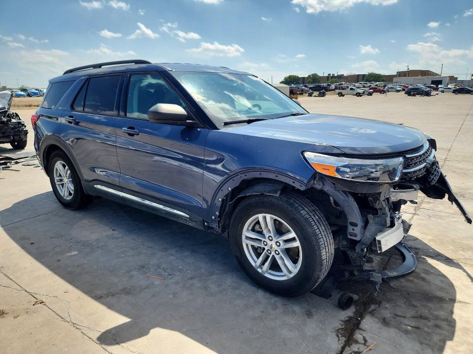 2021 Ford Explorer VIN 1FMSK7DH6MGA52303 COPART salvage auction — FRONT END, Tx - Certificate Of Title, sold $4,950 on 2026-07-02 (photo 4)