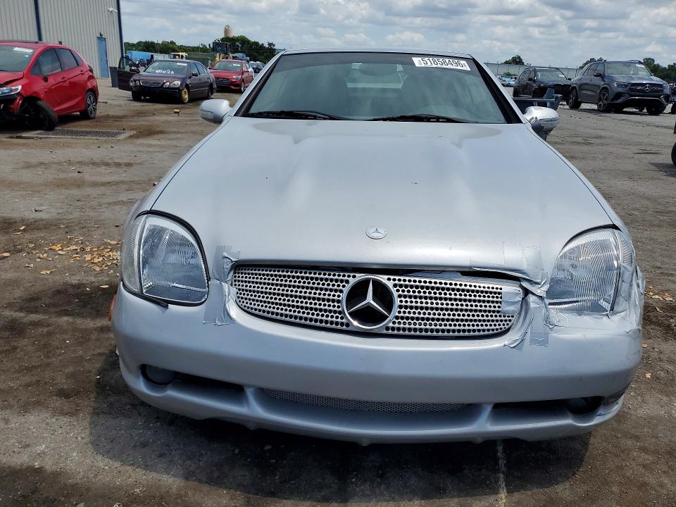 2001 Mercedes-benz Slk-class VIN WDBKK49F31F203933 COPART salvage auction — FRONT END, Fl - Cert Of Title Slvg Rebuildable, sold $450 on 2026-07-27 (photo 5)