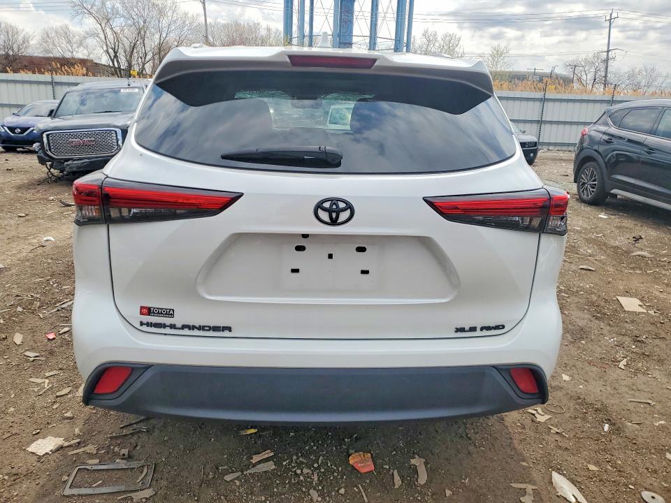 2022 Toyota VIN 5TDGZRBH6NS239634 COPART salvage auction — HAIL, Ia - Cert Of Title-Salvage Title, sold $18,600 on 2026-07-24 (photo 6)