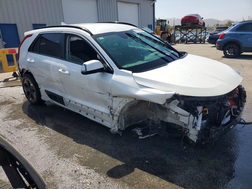 2024 Kia Niro VIN KNDCR3L16R5110463 COPART salvage auction — FRONT END, Tn - Non-Repairable Certificate, sold $3,450 on 2026-07-18 (photo 4)