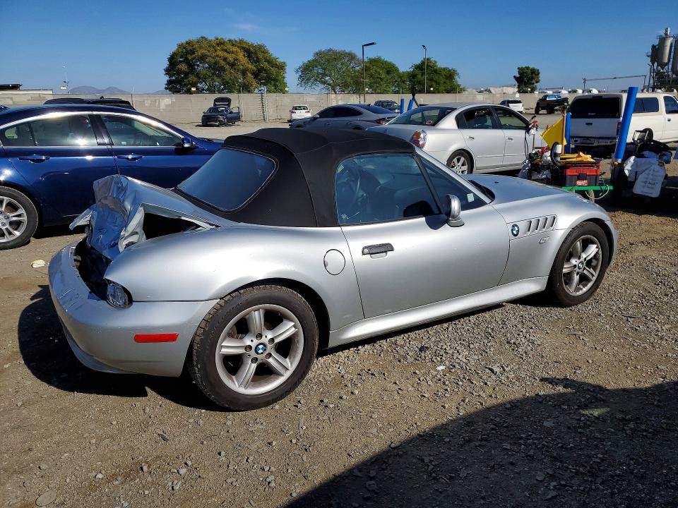 2000 BMW VIN WBACH9349YLM91183 COPART salvage auction — REAR END, Ca - Salvage Certificate, sold $725 on 2026-07-17 (photo 3)