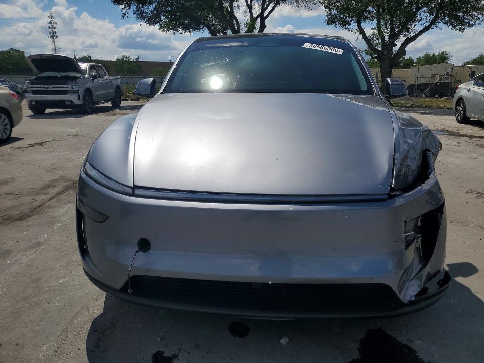 2026 Tesla Model y VIN 7SAYGDED2TF549760 COPART salvage auction — FRONT END, Salvage Title, sold $22,000 on 2026-07-23 (photo 5)