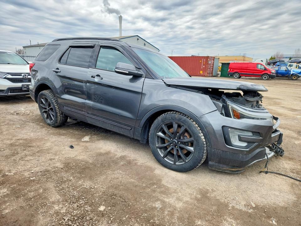 2017 Ford Explorer VIN 1FM5K8D86HGA05099 COPART salvage auction — ALL OVER, ON - PERMIT SALVAGE, sold $625 on 2026-07-28 (photo 4)