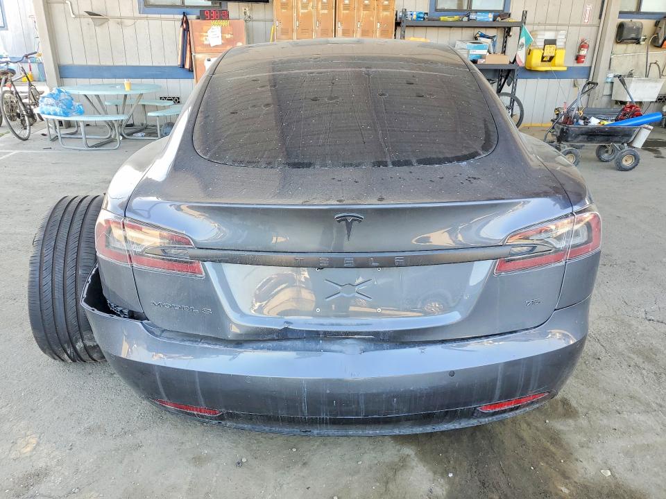 2017 Tesla Model s VIN 5YJSA1E19HF228489 COPART salvage auction — SIDE, Salvage Title, sold $3,650 on 2026-07-20 (photo 6)