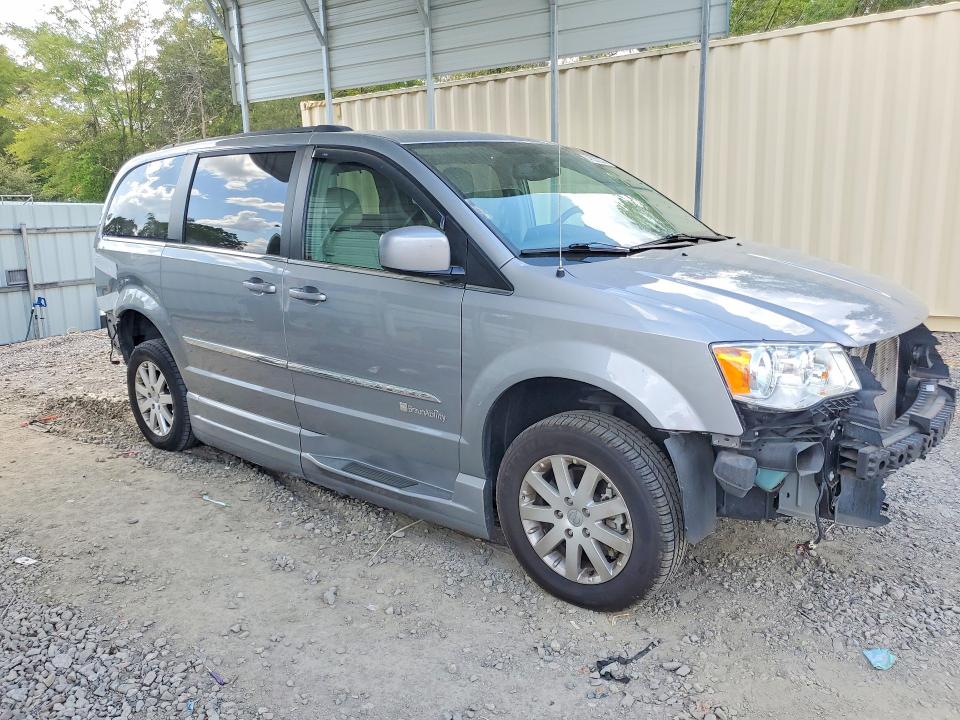 2015 Chrysler Voyager VIN 2C4RC1BG7FR572504 COPART salvage auction — REAR END, GA, sold $7,100 on 2026-08-04 (photo 4)