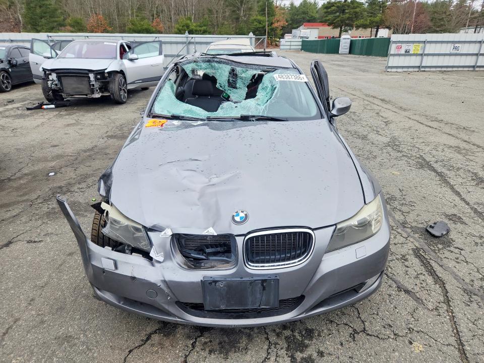 2011 BMW 3 series VIN WBAPK7C56BA820635 COPART salvage auction — ALL OVER, RI - SALVAGE CERTIFICATE OF TITLE (P), sold $125 on 2026-07-23 (photo 5)