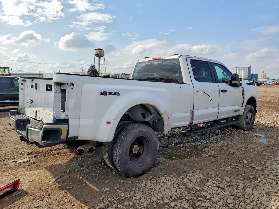 2024 Ford F-350 VIN 1FT8W3DT6RED40471 COPART salvage auction — FRONT END, Il - Certificate Of Title (P), sold $18,400 on 2026-07-29 (photo 3)
