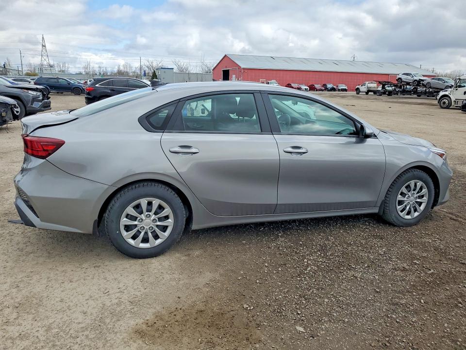 2024 Kia VIN 3KPF24AD7RE769015 COPART salvage auction — REAR END, ON - PERMIT SALVAGE, sold $5,700 on 2026-07-02 (photo 3)