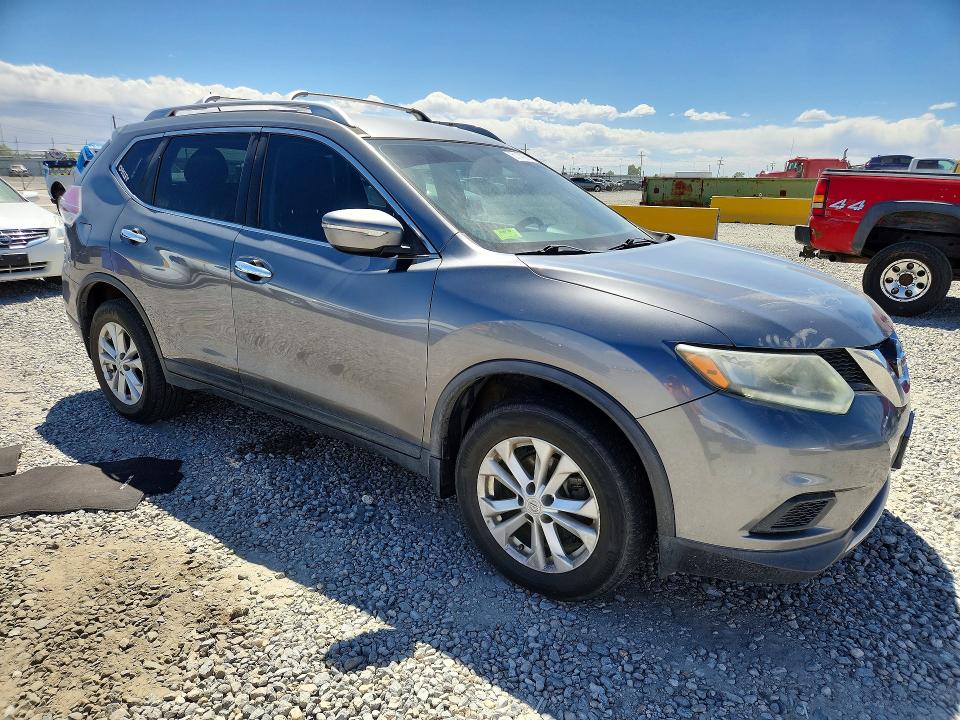 2015 Nissan Rogue VIN KNMAT2MV1FP555374 COPART salvage auction — REAR END, CO - SALVAGE TITLE, sold $1,400 on 2026-07-28 (photo 4)