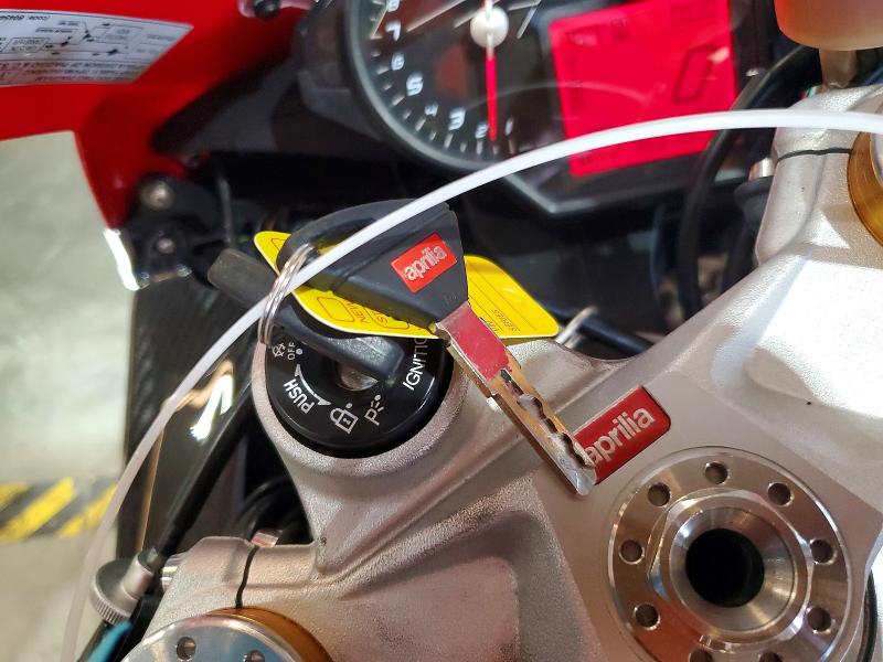 2013 Aprilia Rsv VIN ZD4RKU021DS000047 COPART salvage auction — MINOR DENT/SCRATCHES, Fl -, sold $1,550 on 2026-07-29 (photo 8)