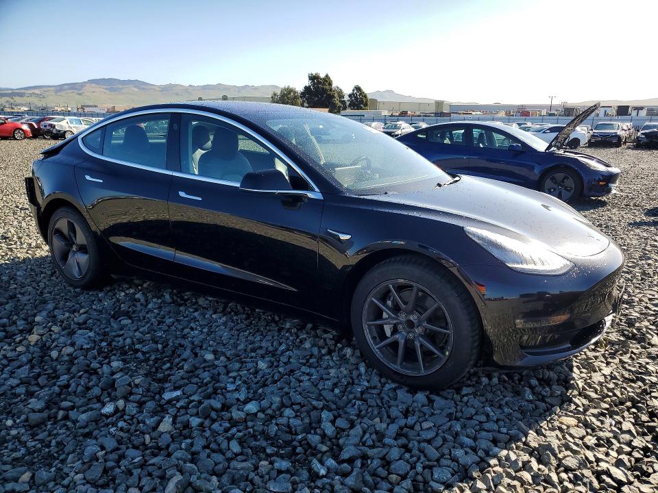 2018 Tesla Model 3 VIN 5YJ3E1EA2JF070978 COPART salvage auction — REAR END, Ca - Salvage Certificate, sold $4,550 on 2026-07-23 (photo 4)
