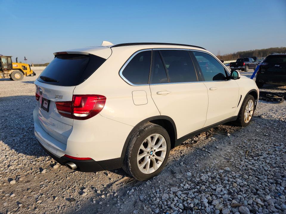 2016 BMW X5 VIN 5UXKR0C52G0P31477 COPART salvage auction — WATER/FLOOD, Mi - Cert Of Title-Flood Vehicle, sold $200 on 2026-07-16 (photo 3)