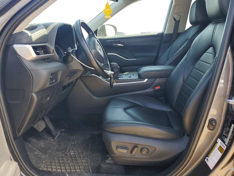 2022 Toyota Highlander VIN 5TDGBRCH5NS537692 COPART salvage auction — REAR END, Salvage Title, sold $22,200 on 2026-07-16 (photo 7)