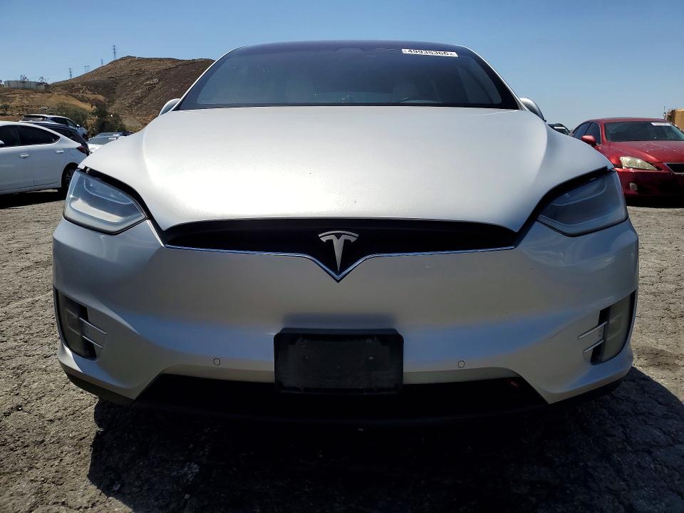 2017 Tesla Model x VIN 5YJXCBE25HF038137 COPART salvage auction — MINOR DENT/SCRATCHES, CA - SALVAGE CERTIFICATE, sold $15,500 on 2026-07-13 (photo 5)