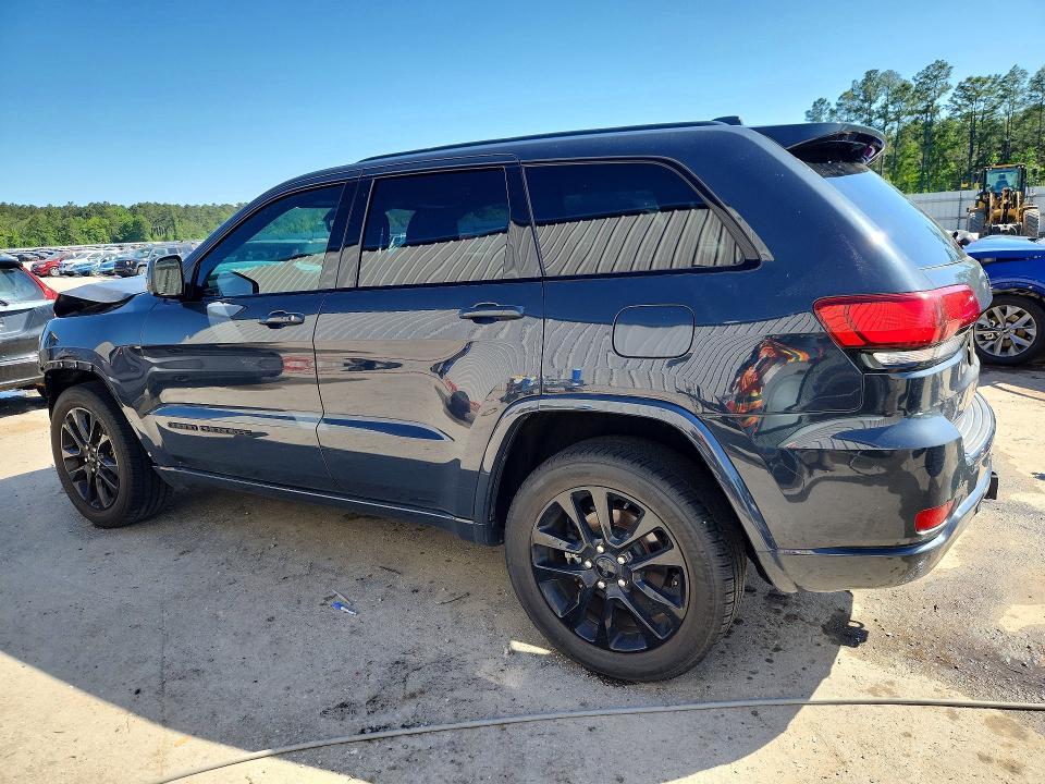 2017 Jeep Cherokee VIN 1C4RJEAG4HC813395 COPART salvage auction — FRONT END, Sc - Cert Of Title-Salvage, sold $3,150 on 2026-07-29 (photo 2)