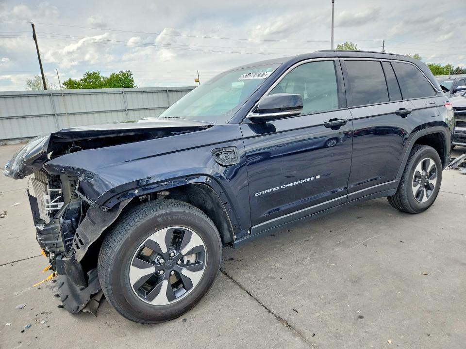 2024 Jeep Cherokee VIN 1C4RJYB67RC137016 COPART salvage auction — FRONT END, Co - Salvage Title, sold $11,400 on 2026-07-28 (photo 1)