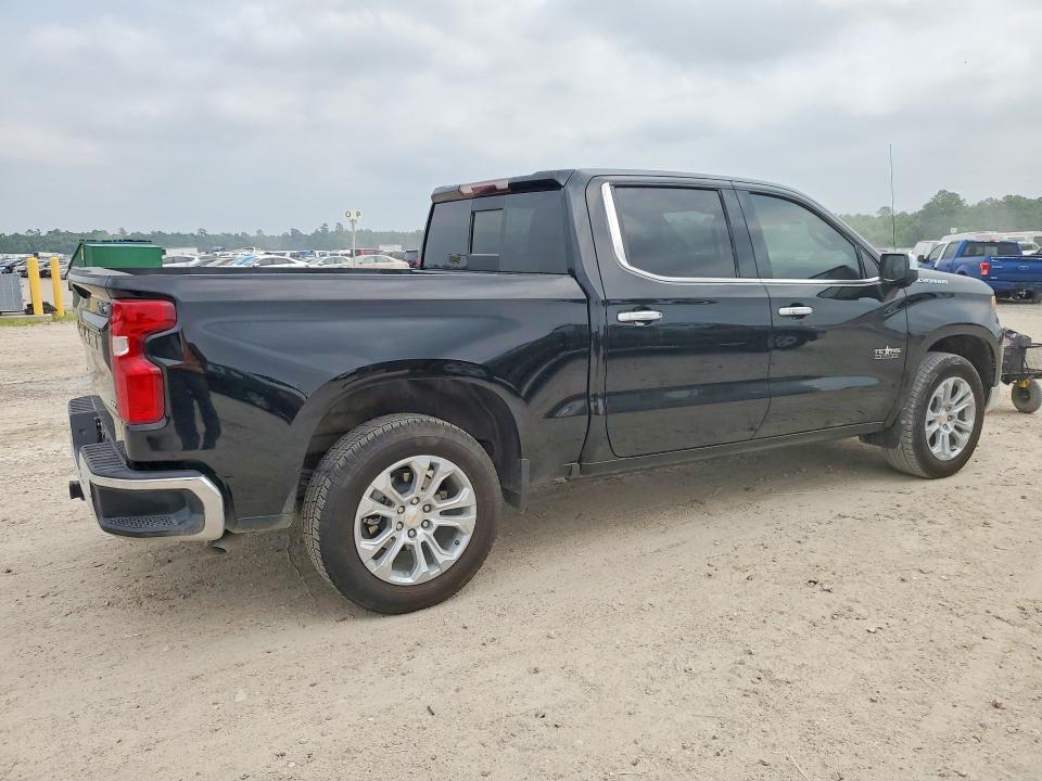 2026 Chevrolet Silverado VIN 1GCPAEE89TZ102629 COPART salvage auction — SIDE, Tx - Salvage Vehicle Title, sold $33,250 on 2026-07-24 (photo 3)