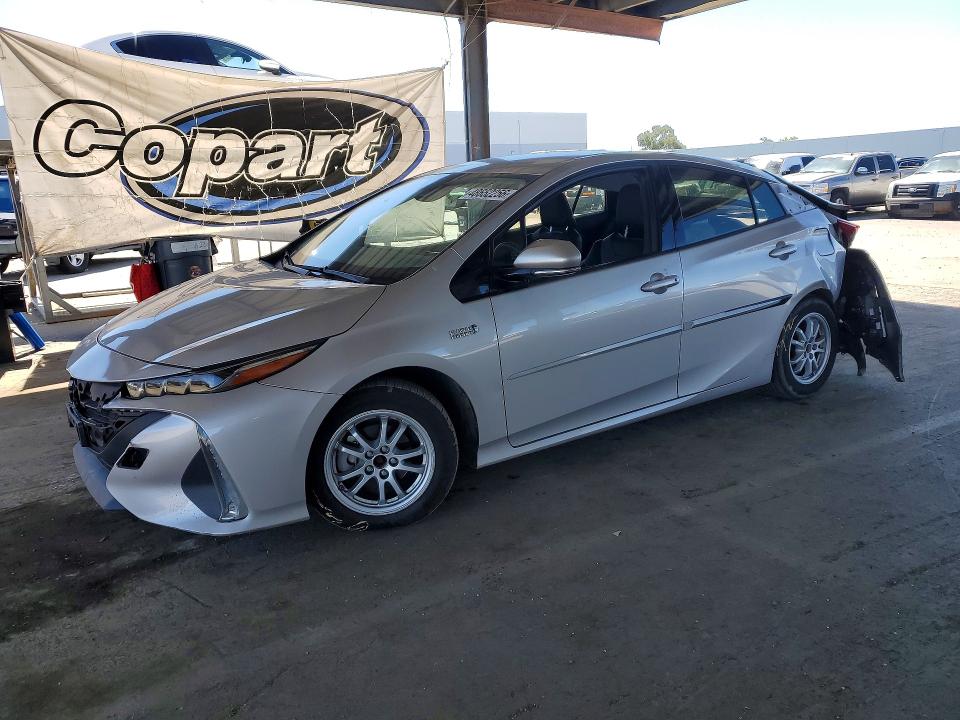 2017 Toyota Prius VIN JTDKARFP3H3056331 COPART salvage auction — REAR END, Id - Salvage Certificate Of Title, sold $20 on 2026-07-21 (photo 1)
