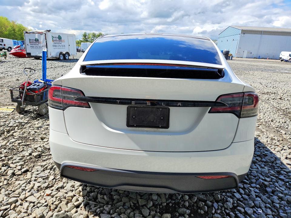 2023 Tesla Model x VIN 7SAXCBE54PF425337 COPART salvage auction — SIDE, Nj - Cert Of Title-Salvage, sold $35,500 on 2026-07-06 (photo 6)