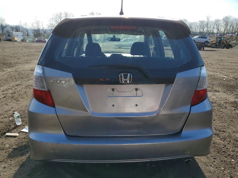 2009 Honda Fit VIN JHMGE87469S006246 COPART salvage auction — MINOR DENT/SCRATCHES, Ny - Mv-37 Statement Of Abnd Veh, sold $525 on 2026-07-30 (photo 6)