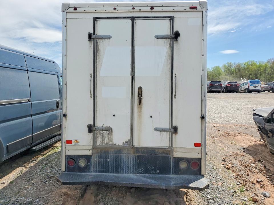 2015 Chevrolet Express VIN 1GB0G2CG9F1277527 COPART salvage auction — MINOR DENT/SCRATCHES, PA - CERT OF TITLE, sold $4,500 on 2026-07-08 (photo 6)