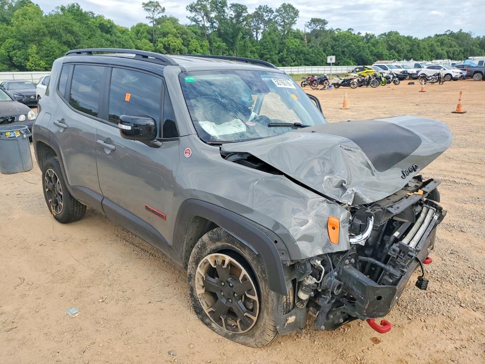 2023 Jeep Renegade VIN ZACNJDC19PPP14855 COPART salvage auction — SIDE, Al - Cert Of Title-Salvage Title, sold $250 on 2026-07-28 (photo 4)