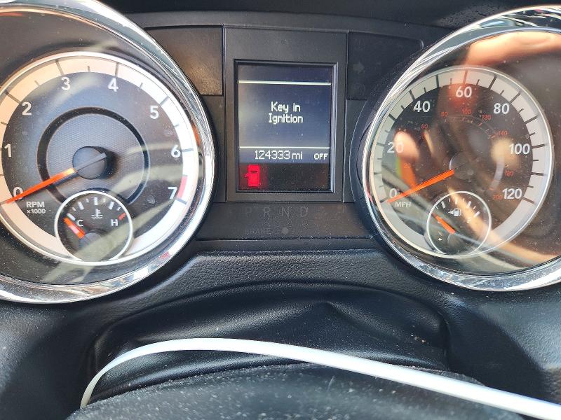2019 Dodge Grand caravan VIN 2C4RDGEG6KR695622 COPART salvage auction — MINOR DENT/SCRATCHES, Ct - Certificate Of Title, sold $3,100 on 2026-08-18 (photo 9)