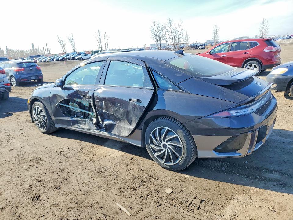 2025 Hyundai Ioniq 6 VIN KMHM34AC1SA096089 COPART salvage auction — SIDE, Qc - Gravement Accidente, sold $4,200 on 2026-07-21 (photo 2)