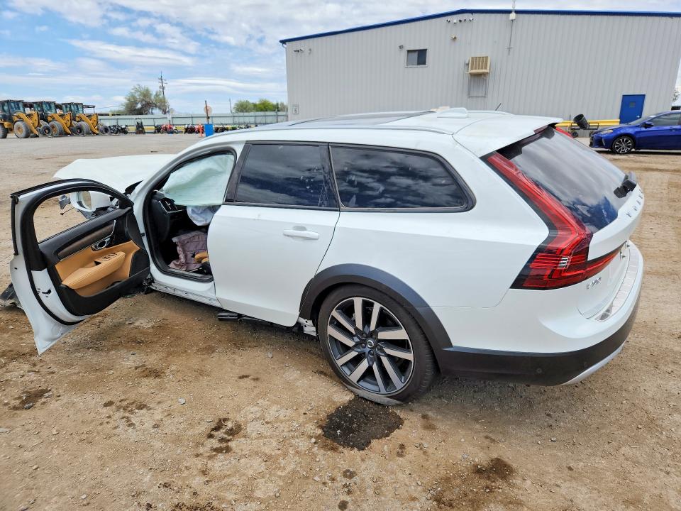 2026 Volvo V90 VIN YV4062NLXT1205740 COPART salvage auction — FRONT END, AZ - CERT OF TITLE - SALVAGE, sold $3,100 on 2026-07-24 (photo 2)