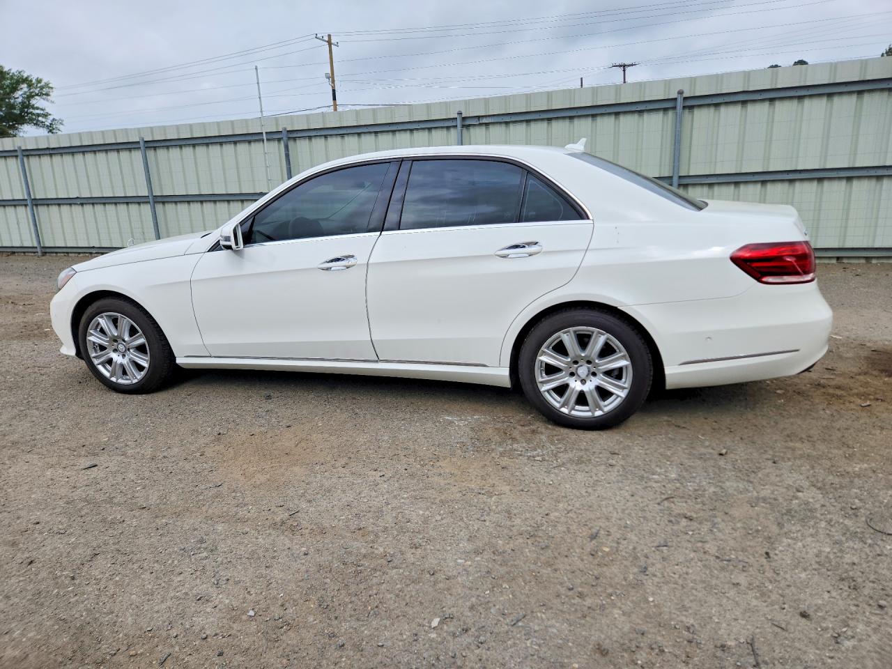 2014 Mercedes-Benz E-Class VIN WDDHF0EB5EA874489 COPART salvage auction — Minor Dent/Scratches, LA - CERTIFICATE OF TITLE (P), sold $3,450 on 2026-07-09 (photo 2)