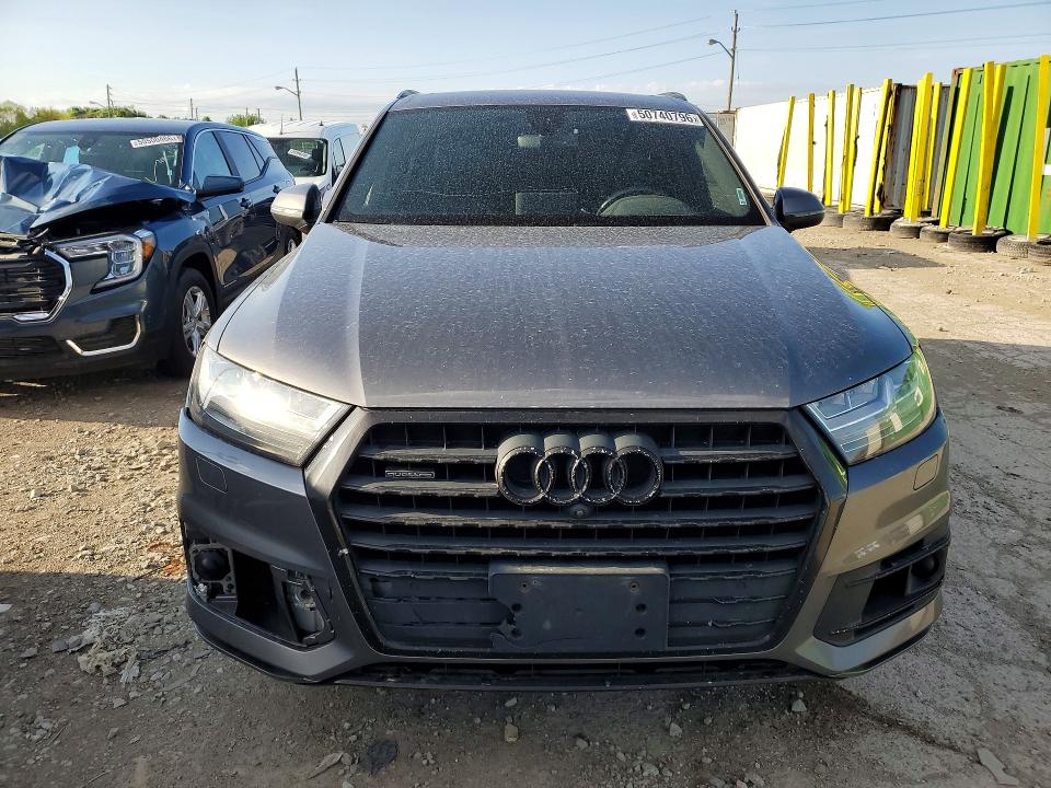 2017 Audi Q7 VIN WA1LAAF72HD006000 COPART salvage auction — NORMAL WEAR, Il - Certificate Of Title, sold $4,450 on 2026-07-28 (photo 5)
