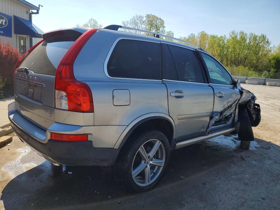 2010 Volvo Xc90 VIN YV4982CT9A1535936 COPART salvage auction — SIDE, Ky - Bill Of Sale/Part Only/No Titl, sold $275 on 2026-08-10 (photo 3)