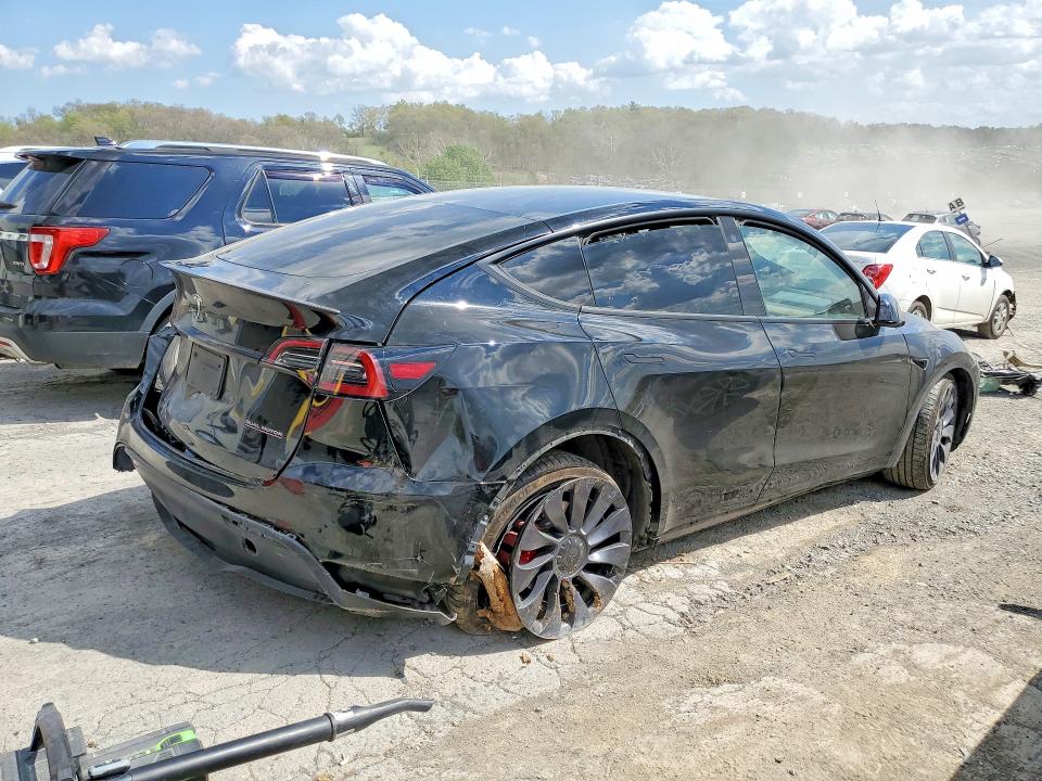 2023 Tesla Model y VIN 7SAYGDEF7PF604890 COPART salvage auction — ALL OVER, Va - Cert Of Title - Salvage, sold $1,800 on 2026-07-06 (photo 3)
