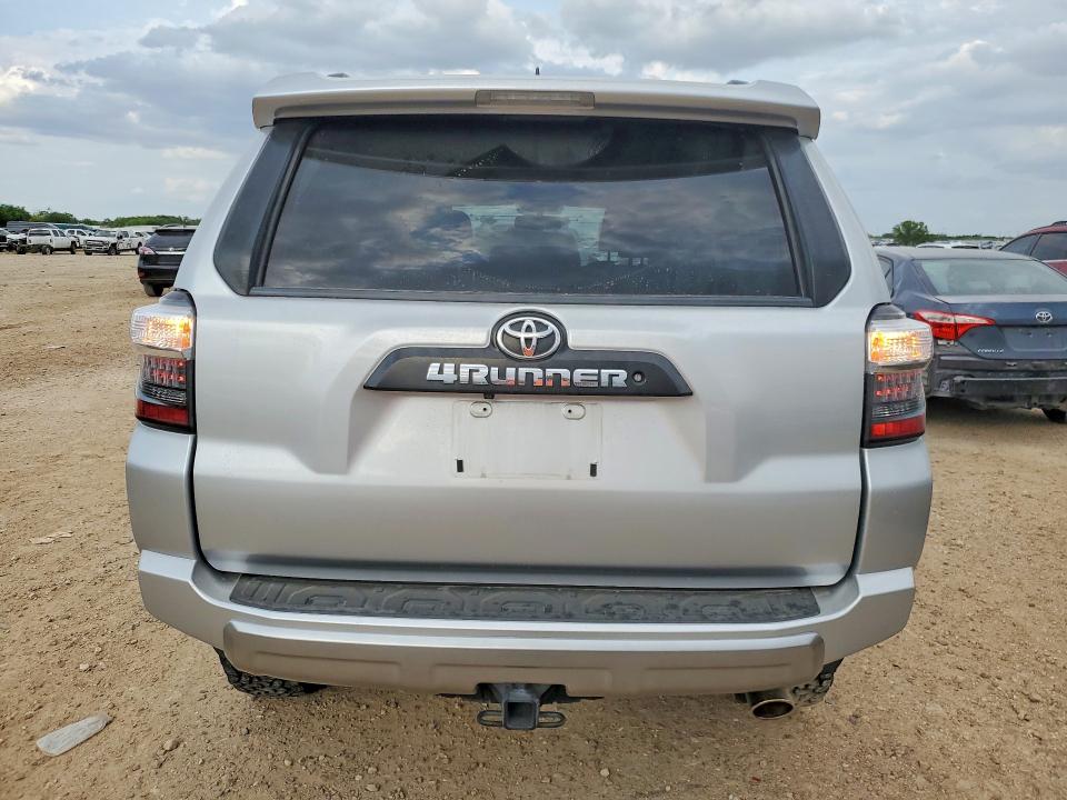 2018 Toyota 4runner VIN JTEBU5JR0J5548085 COPART salvage auction — FRONT END, Tx - Nonrepairable Title, sold $2,100 on 2026-07-09 (photo 6)