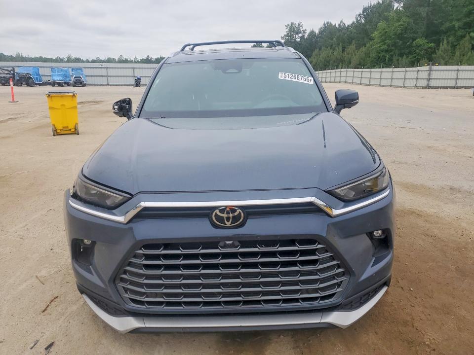2026 Toyota VIN 5TDADAB55TS034637 COPART salvage auction — SIDE, Sc - Cert Of Title-Salvage, sold $28,500 on 2026-07-27 (photo 5)