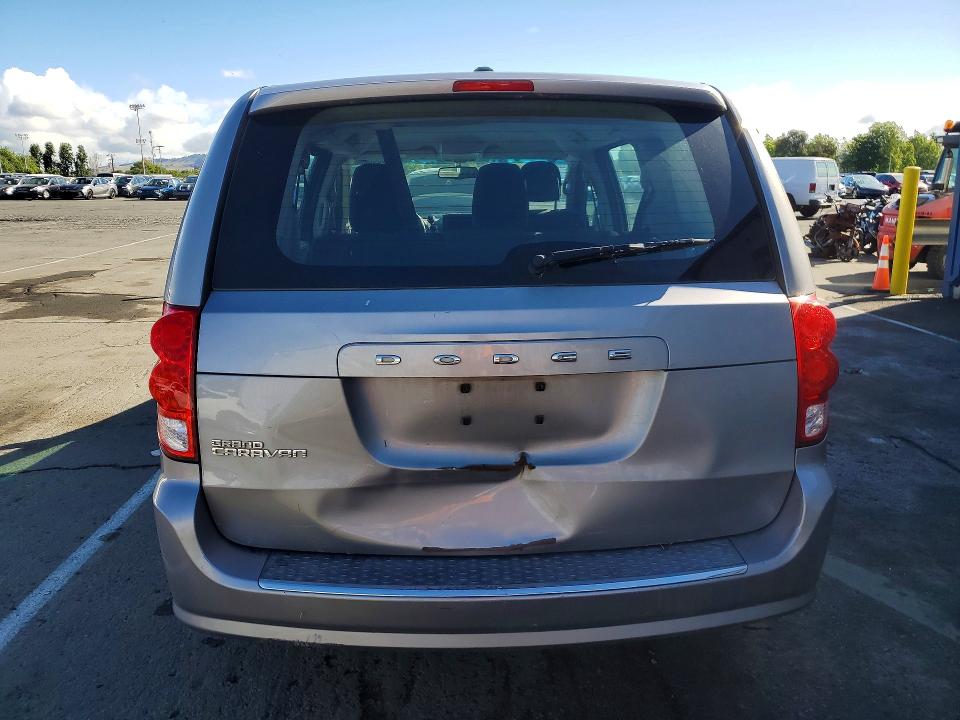 2015 Dodge Caravan VIN 2C4RDGBG6FR580948 COPART salvage auction — REAR END, Ca - Dis/Dlr/Exp App For Dup Clean, sold $450 on 2026-07-10 (photo 6)