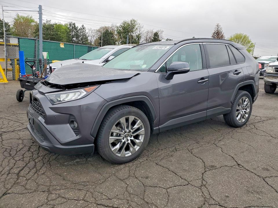 2021 Toyota Rav 4 VIN 2T3A1RFV6MC250564 — COPART salvage auction photo