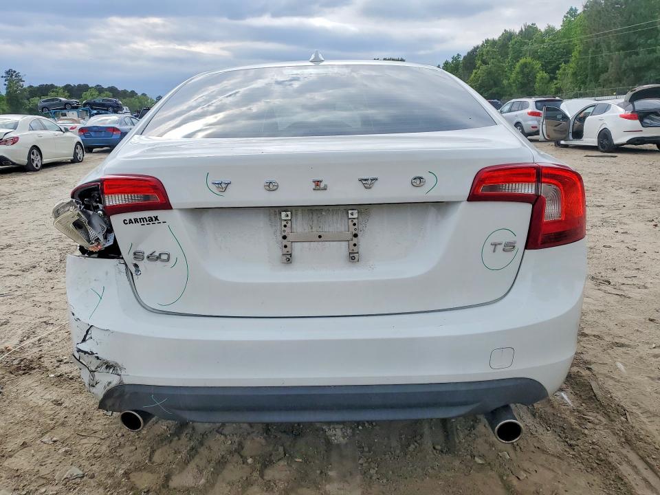2013 Volvo S60 VIN YV1612FS1D1226585 COPART salvage auction — REAR END, ID - CERTIFICATE OF TITLE, sold $425 on 2026-08-11 (photo 6)