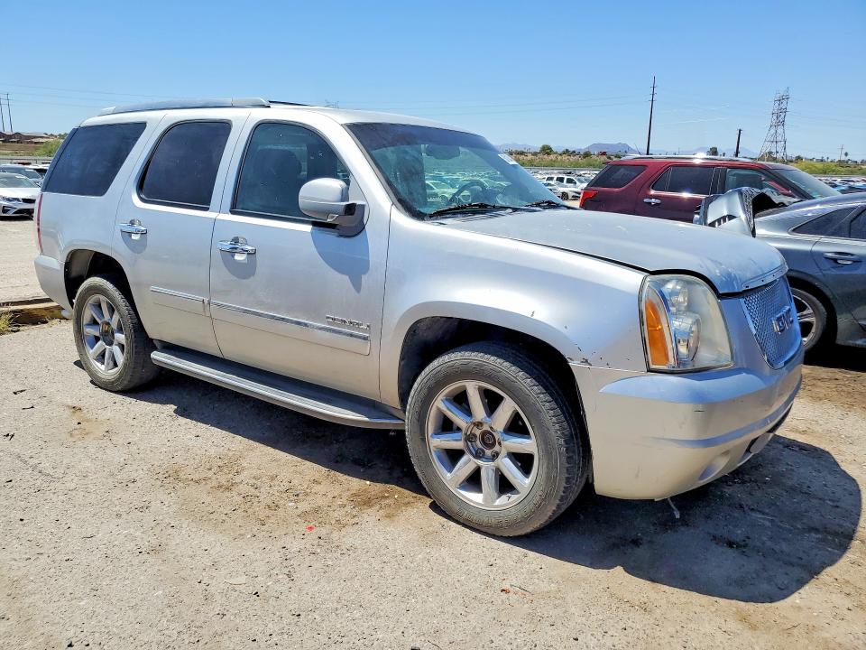 2010 Gmc Yukon VIN 1GKUKEEF0AR236011 COPART salvage auction — FRONT END, Az - Cert Of Title-Restored Salvage, sold $2,150 on 2026-07-10 (photo 4)