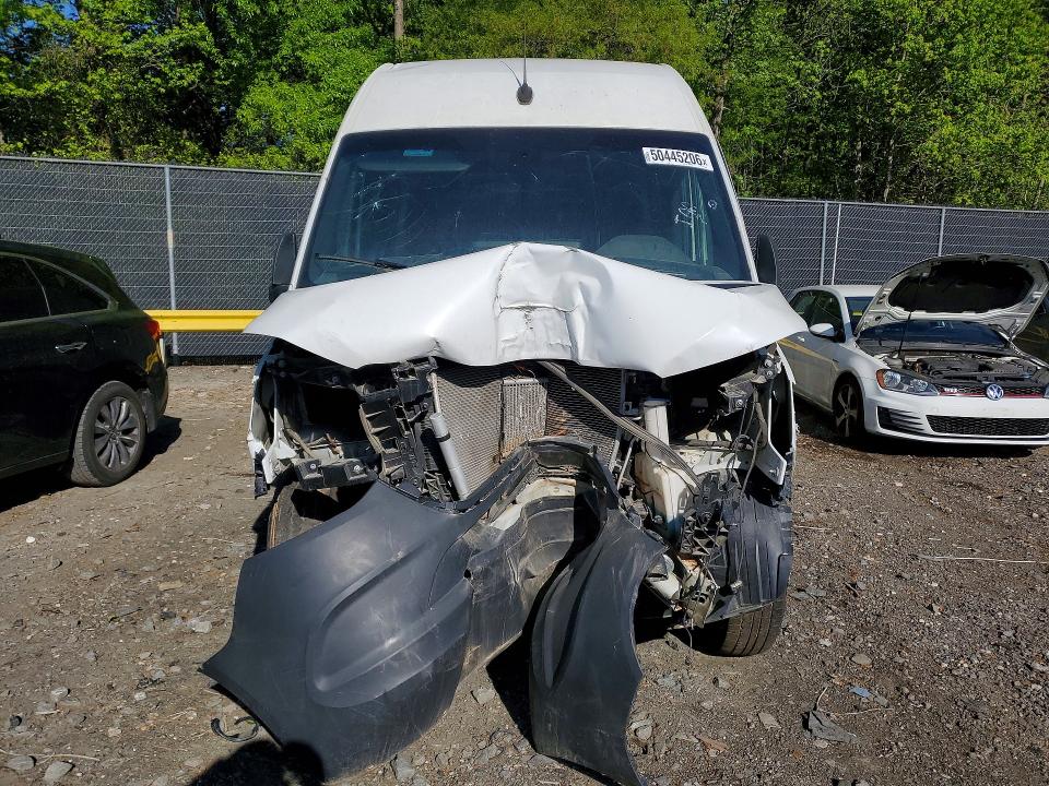 2022 Mercedes-benz Sprinter VIN W1Y40CHY5NT102893 COPART salvage auction — FRONT END, Md - Certificate Of Title (P), sold $1,800 on 2026-07-02 (photo 5)