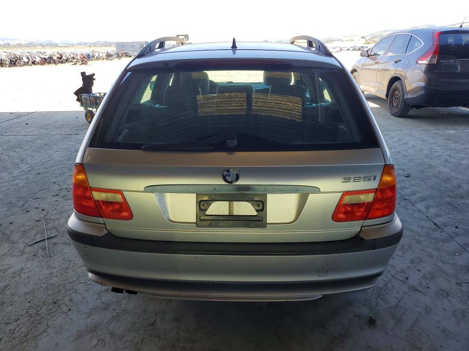 2001 BMW 3er VIN WBAAW33481EN80442 COPART salvage auction — FRONT END, Ca - Salvage Certificate, sold $2,250 on 2026-08-10 (photo 6)
