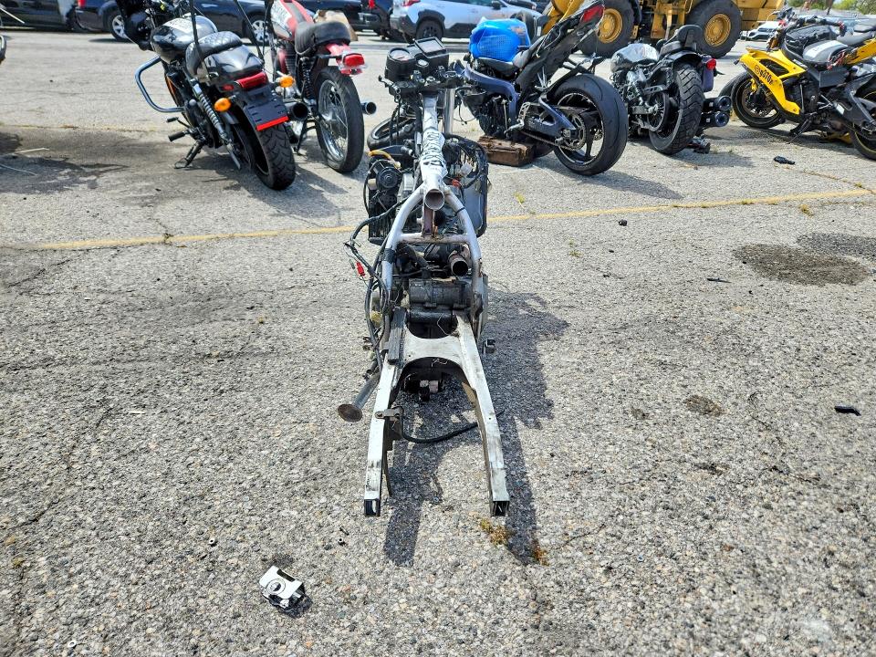 2006 Kawasaki Kl650 VIN JKAKLEA196DA19763 COPART salvage auction — VANDALISM, CA - SALVAGE CERTIFICATE, sold $1 on 2026-07-10 (photo 4)