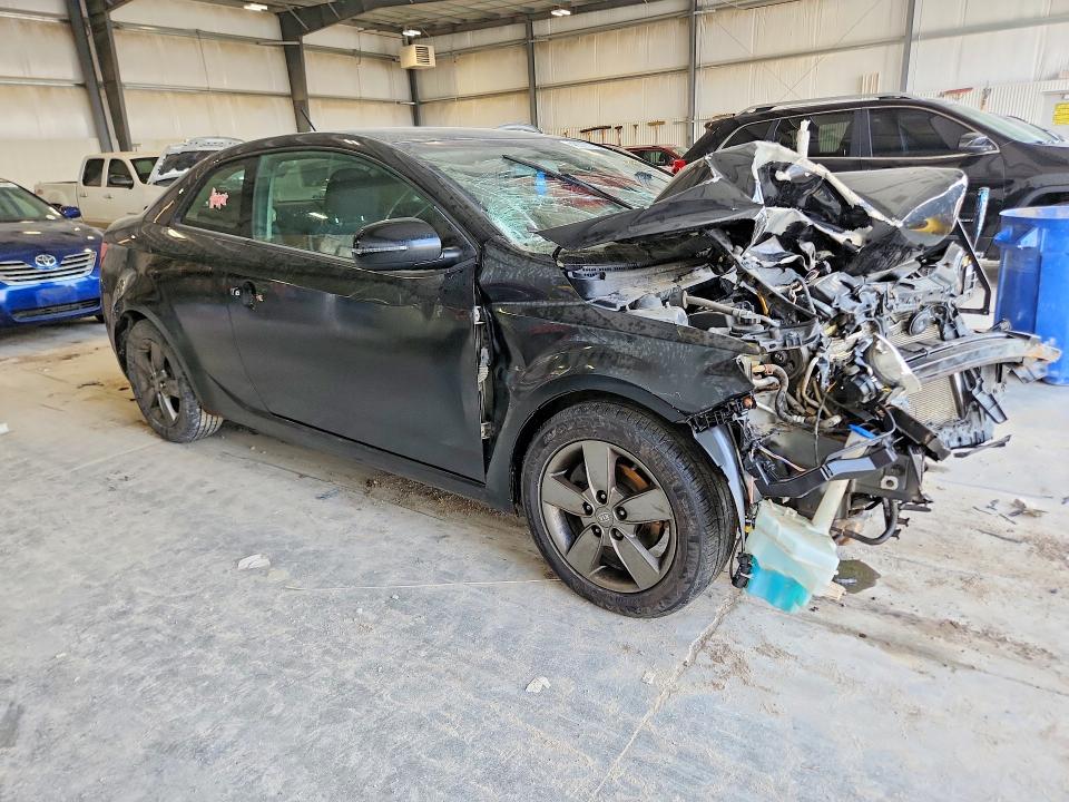 2011 Kia Forte VIN KNAFU6A20B5352757 COPART salvage auction — FRONT END, Ne - Certificate Of Title, sold $550 on 2026-07-07 (photo 4)
